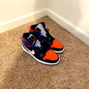 Air Jordan 1 Mid SE Multi Patent